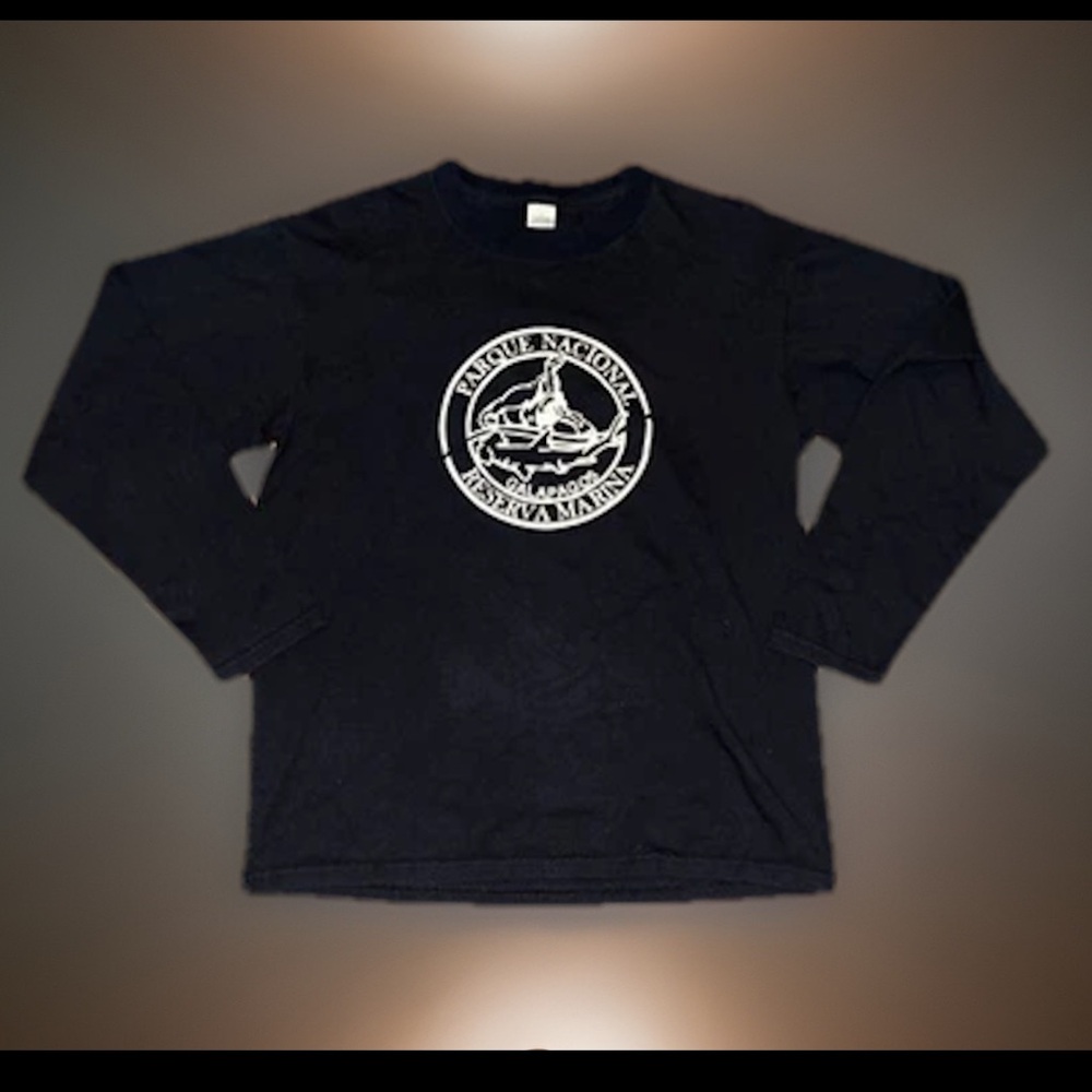 Black Galapagos National Park & Marine Reserve W/White Circle Logos Nice T-Shirt